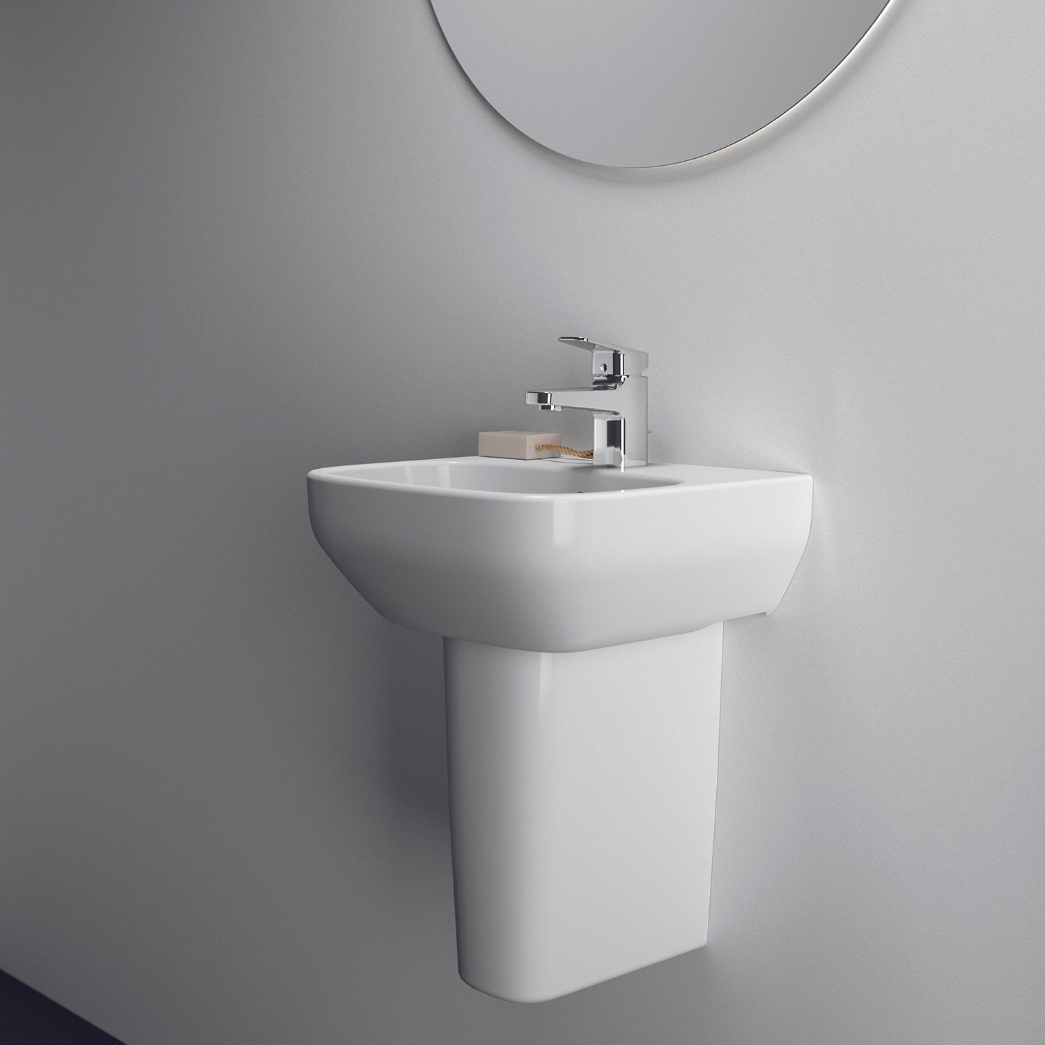 Lavabo sospeso Ideal Standard modello I.life A 40x36 cm by CeramicStore | Lo specialista del tuo bagno
