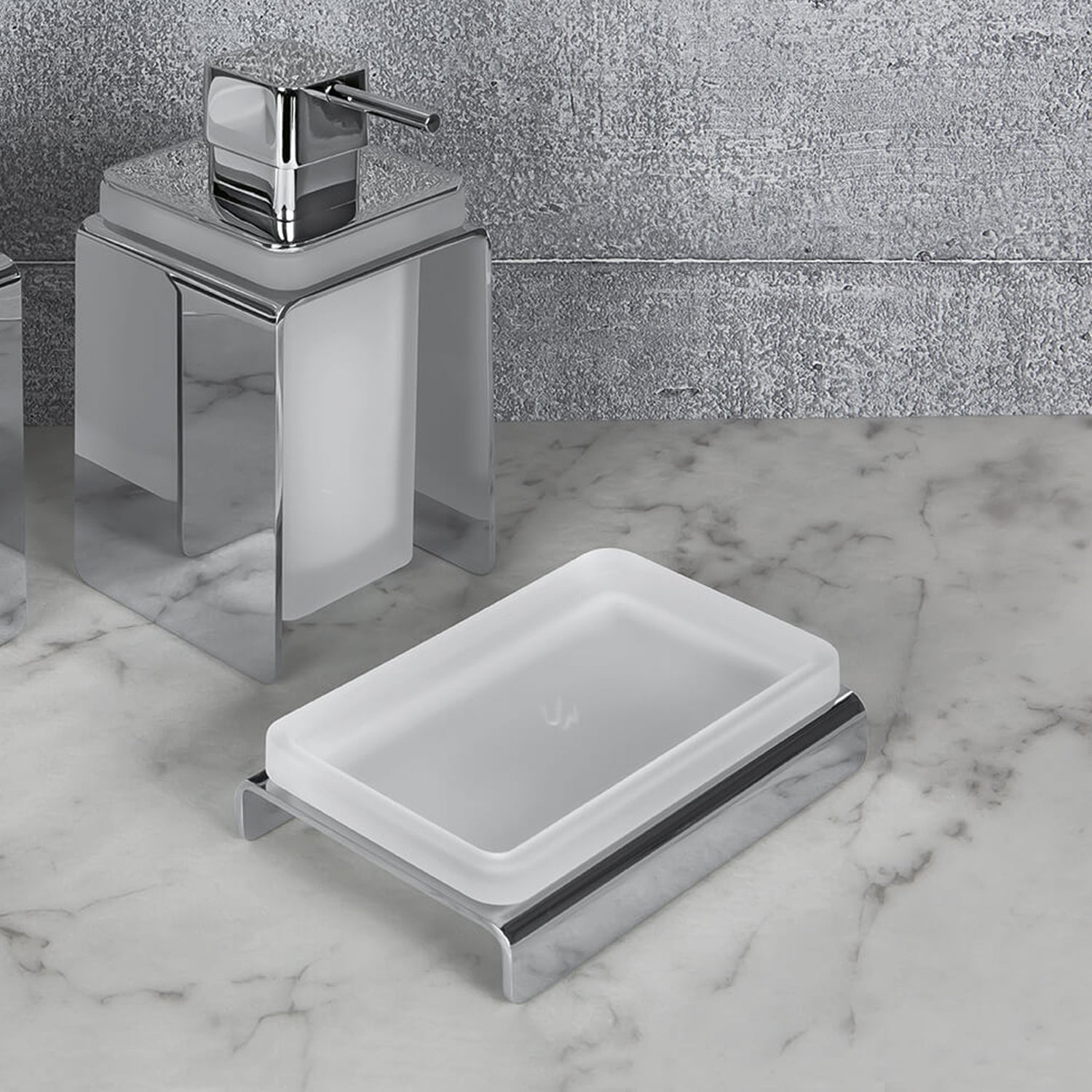 Porta sapone in vetro acidato collezione Forever di Colombo Design by CeramicStore | Lo specialista del tuo bagno
