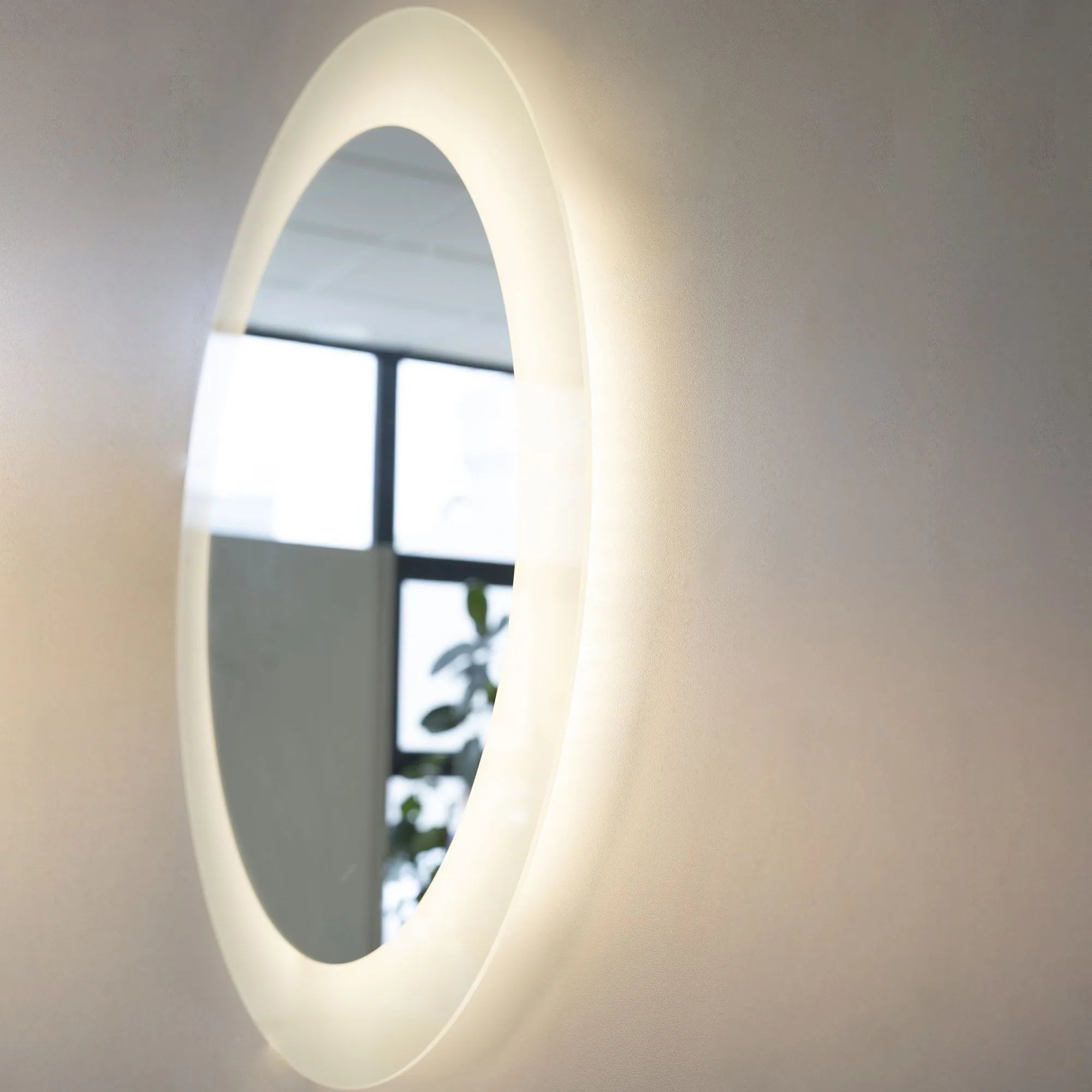 Specchio tondo con cornice LED Cubi&Co - 75 cm by CeramicStore | Lo specialista del tuo bagno