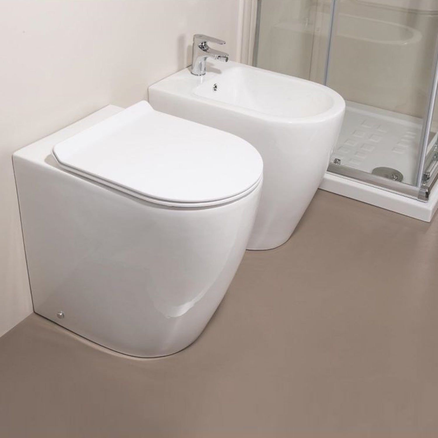 Sanitari filoparete con scarico traslato h 50 cm modello Cover XL Ceramica Althea - sedile softclose