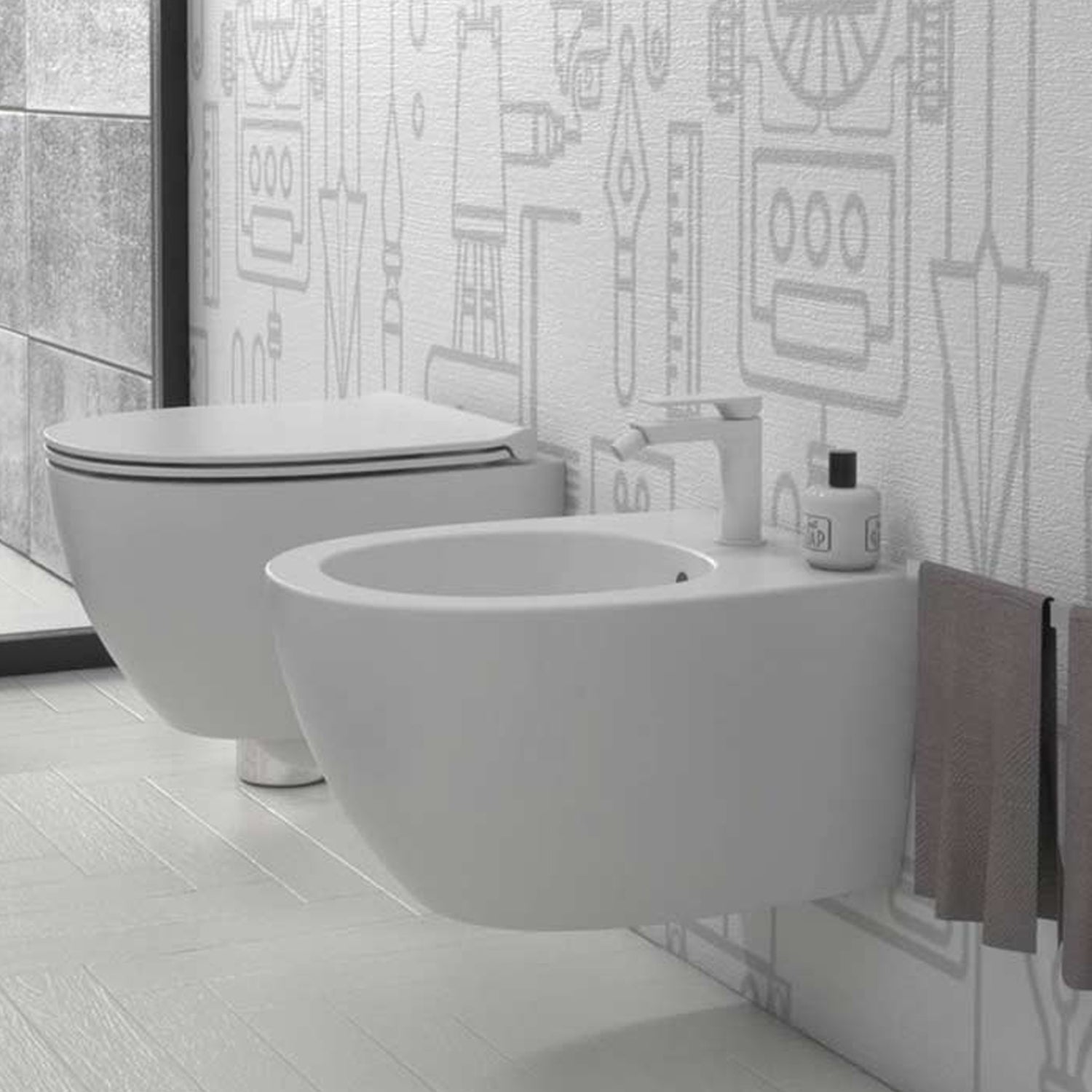 Sanitari sospesi con sedile soft-close 48x37 cm modello 4all Ceramica Globo - Bianco Opaco