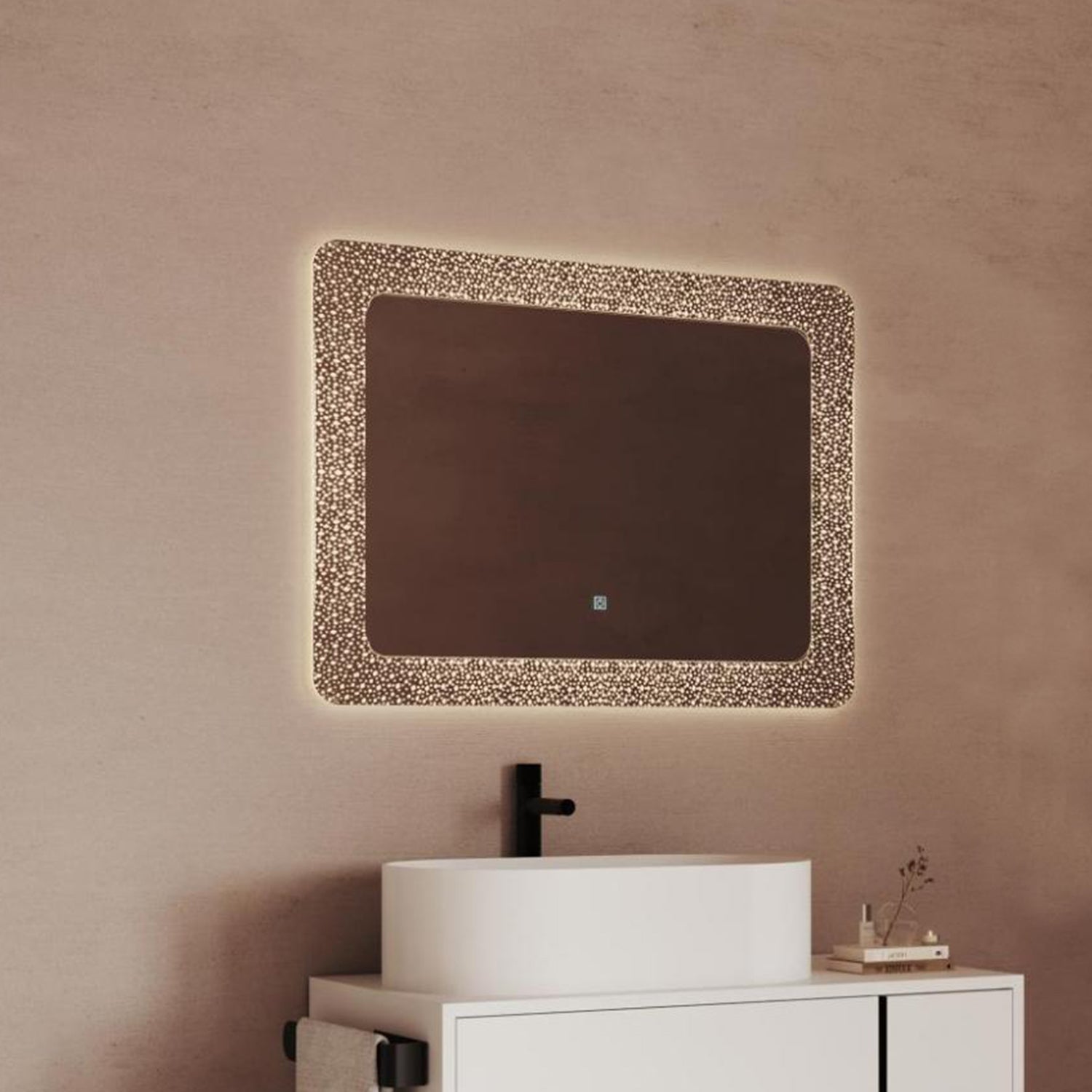 Specchio touch rettangolo ornamentale con luce LED integrata Cubi&Co 80x60 cm by CeramicStore | Lo specialista del tuo bagno