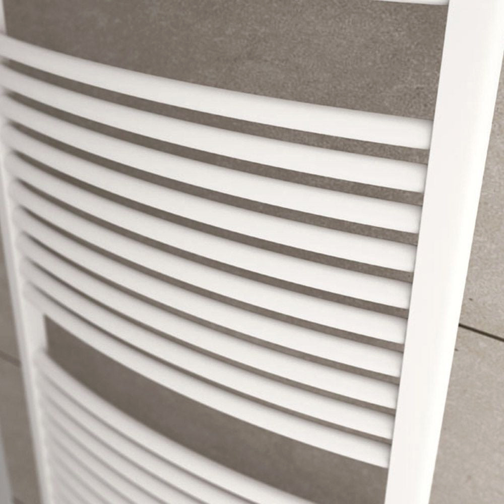 Termoarredo scaldasalviette Lazzarini Sanremo curvo 1420x500 interasse 450 bianco by CeramicStore | Lo specialista del tuo bagno