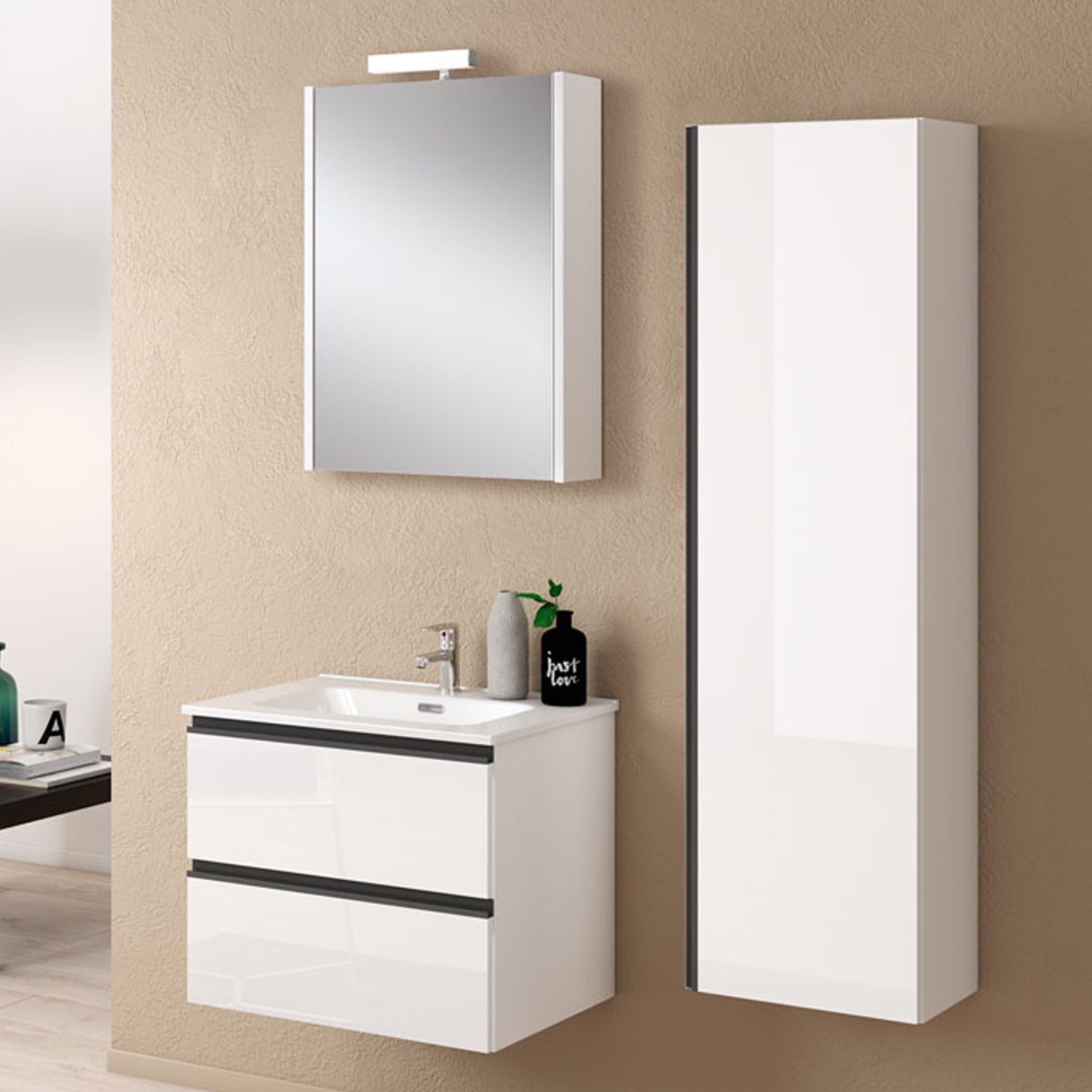 Composizione bagno sospesa con lavabo colonna e specchio contenitore modello York06 100 cm Bianco Lucido by CeramicStore | Lo specialista del tuo bagno