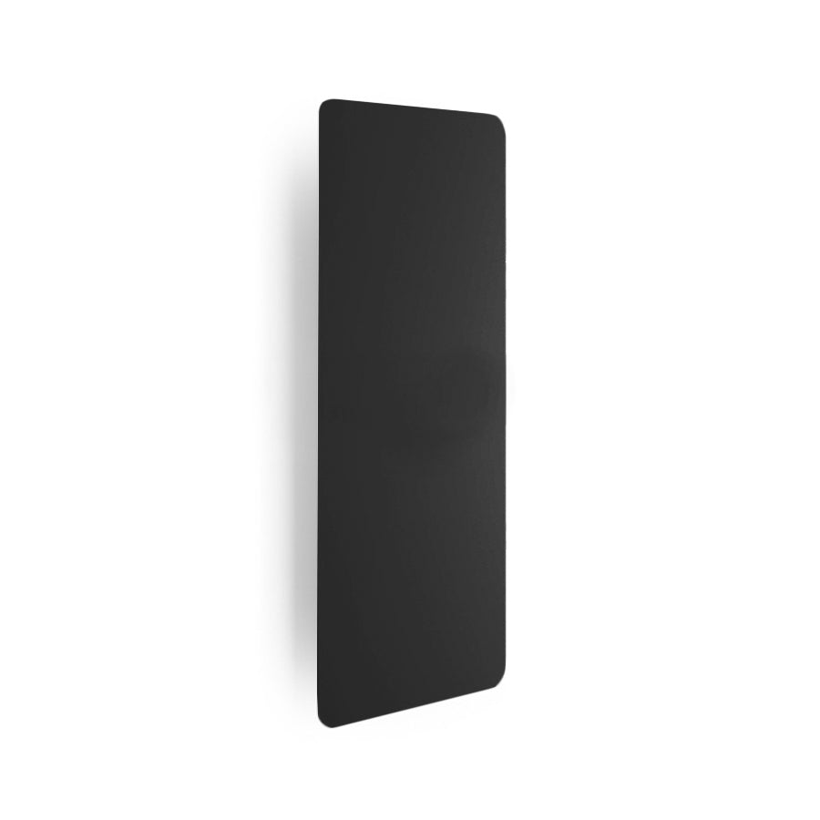 Termoarredo elettrico a muro in acciaio al carbonio collezione Caligo di Lineabeta colore nero cm 29x79 by CeramicStore | Lo specialista del tuo bagno