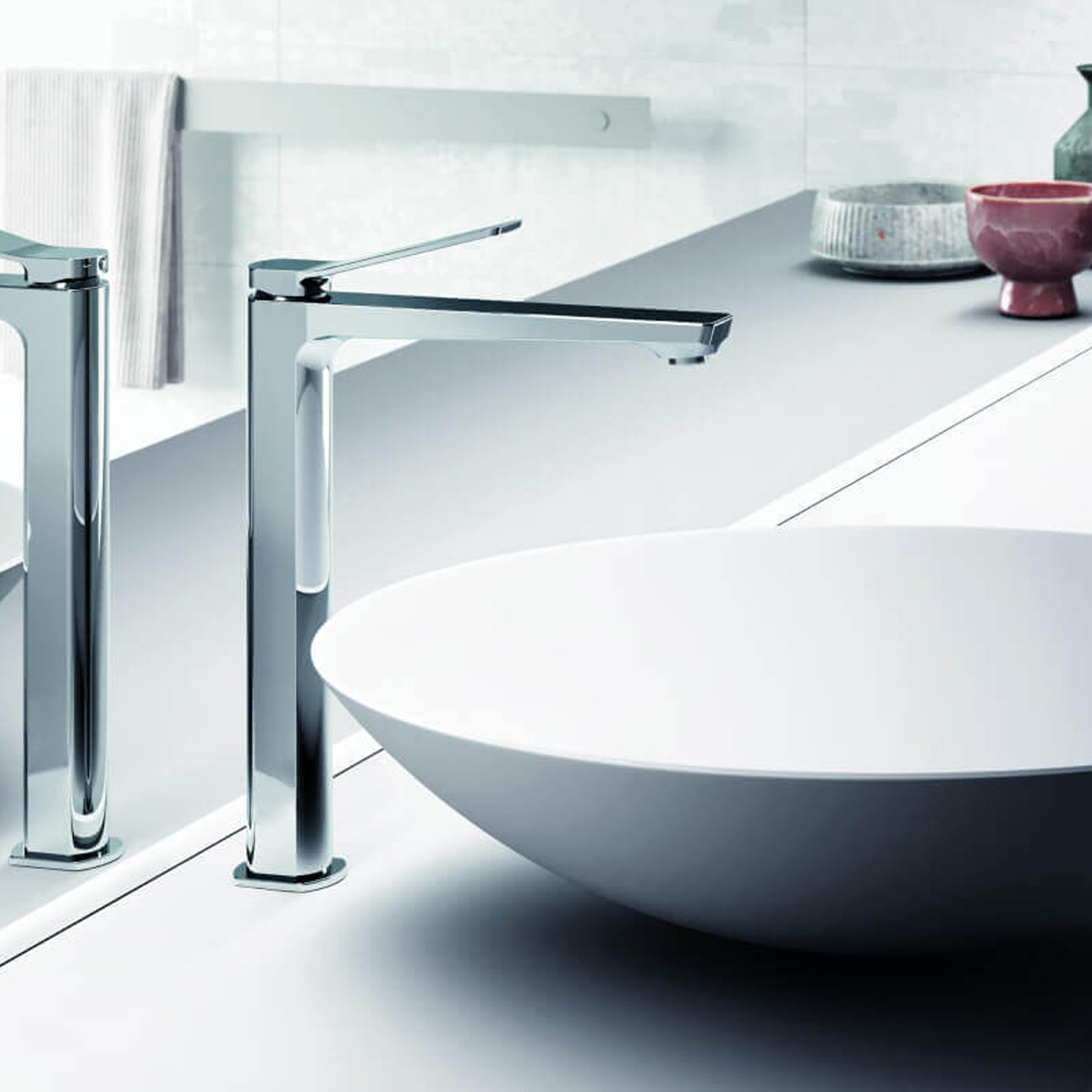 Miscelatore lavabo alto Paffoni serie Tilt con scarico Click Clack - Cromato by CeramicStore | Lo specialista del tuo bagno