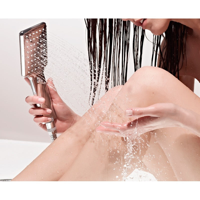 Bossini Set doccia saliscendi regolabile DA5007-N con doccetta design by CeramicStore | Lo specialista del tuo bagno