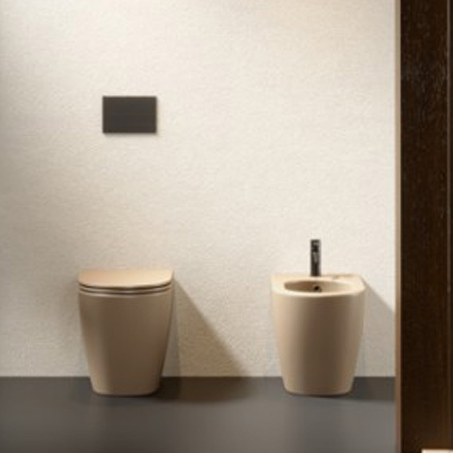 WC filomuro Althea modello Cover 52x36 cm Sedile SoftClose PlusTon colore Beige