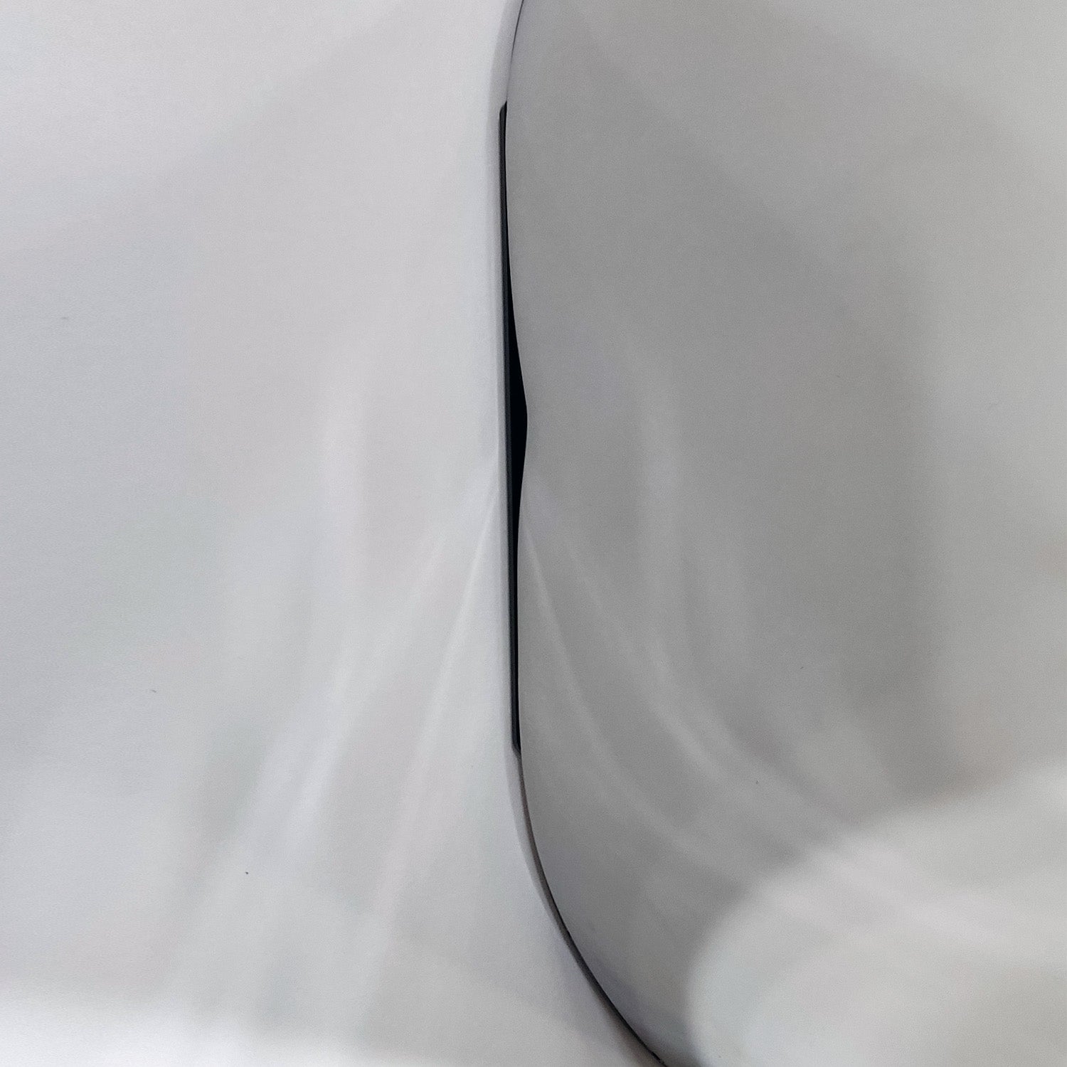 Cestino gettacarta in acciaio inox lucido della collezione 'Line' by Cosmic - versione outlet by CeramicStore | Lo specialista del tuo bagno