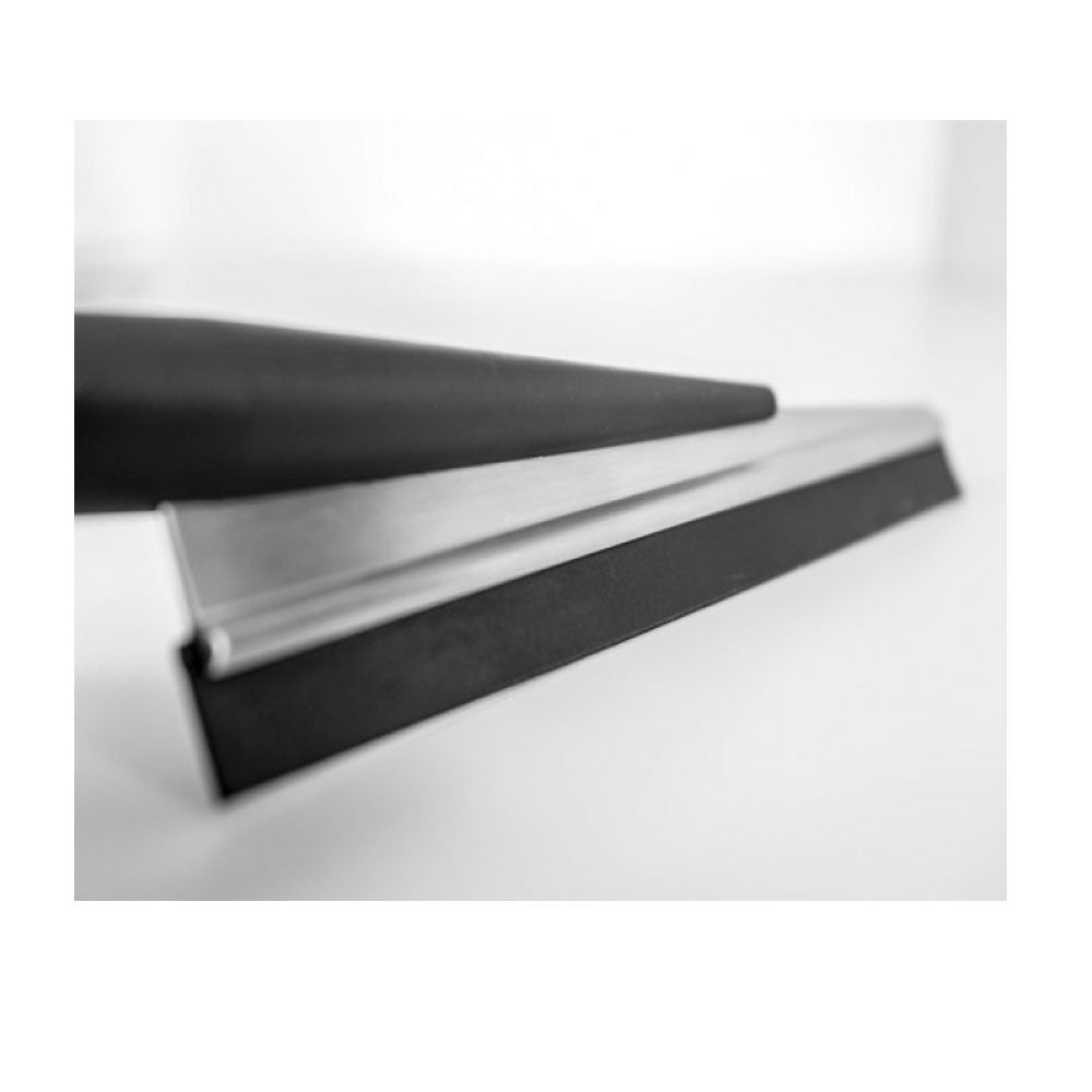 Tergivetro per doccia in acciaio 'Blade Cut' by Cipi - 24 x 6 cm by CeramicStore | Lo specialista del tuo bagno