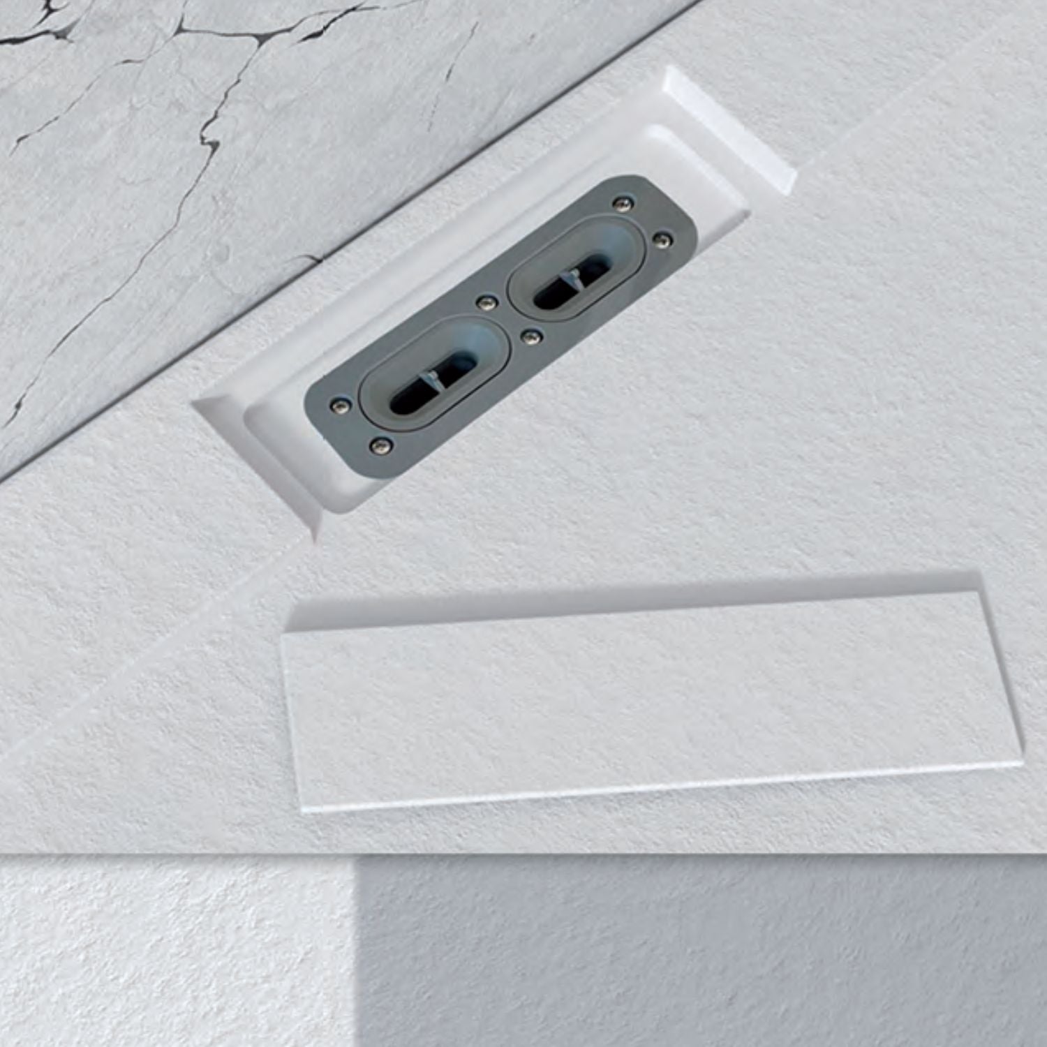 Piatto doccia Maiya 90x160 bianco in mineralmarmo by CeramicStore | Lo specialista del tuo bagno