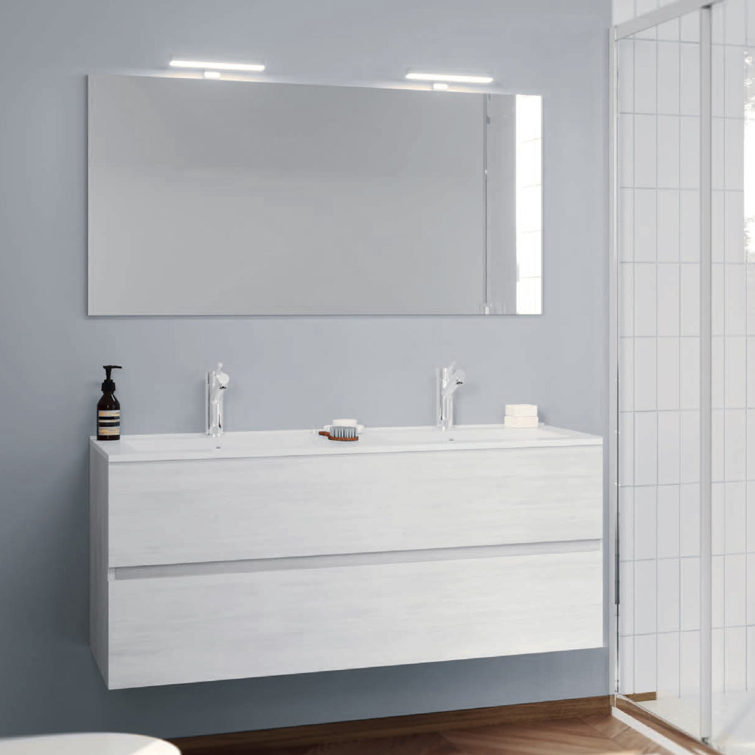 Mobile bagno con doppio lavabo in ceramica specchio e lampade cm 120 colore Rovere Bianco- Cubi&Co modello Symmetry Classic 5 by CeramicStore | Lo specialista del tuo bagno
