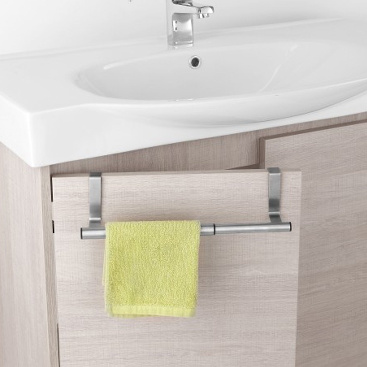 Barra portasciugamani telescopica con ganci per anta in acciaio satinato by CeramicStore | Lo specialista del tuo bagno