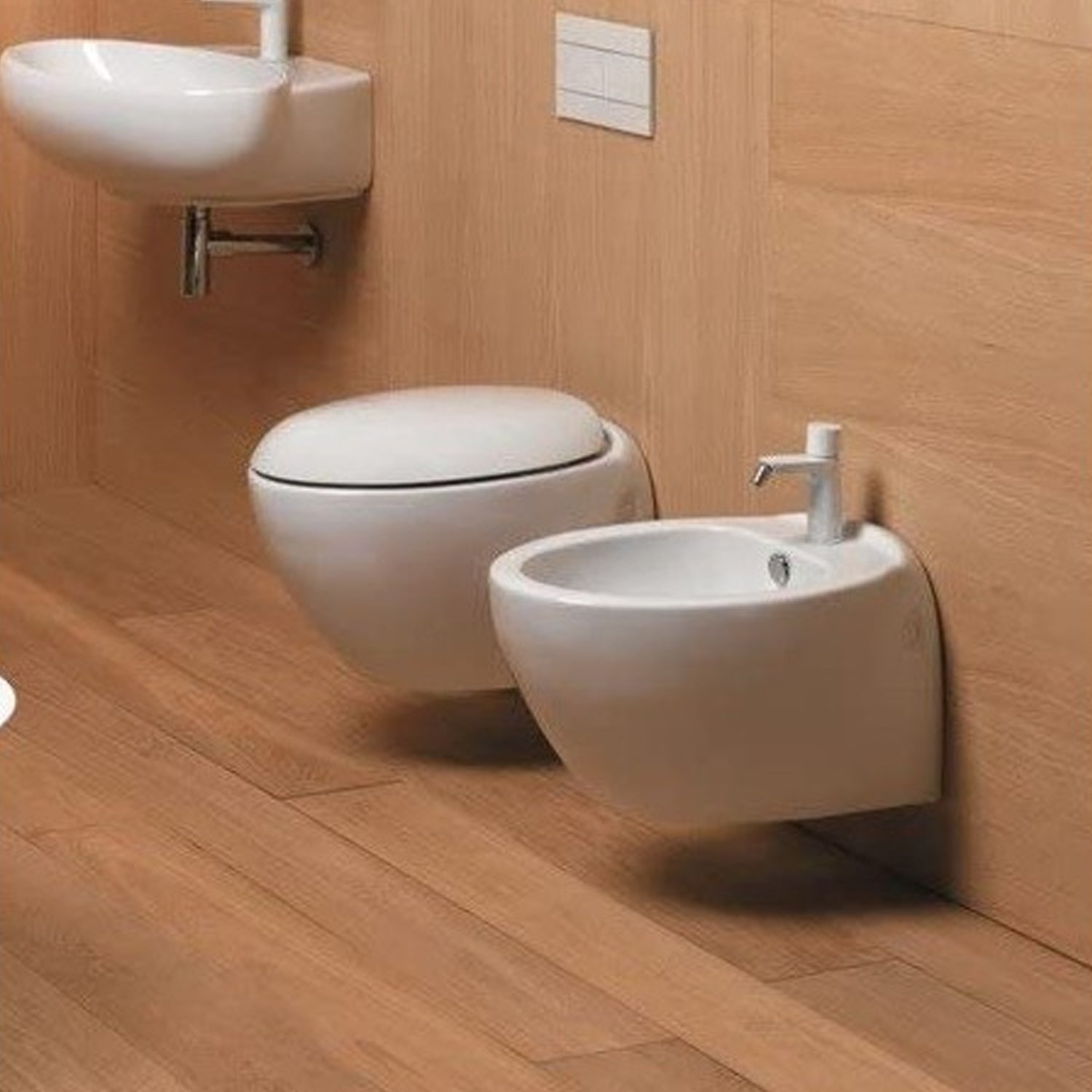 Set Sanitari Sospesi Clas+ 05 Azzurra Ceramica 56 cm – WC & Bidet con Design Moderno