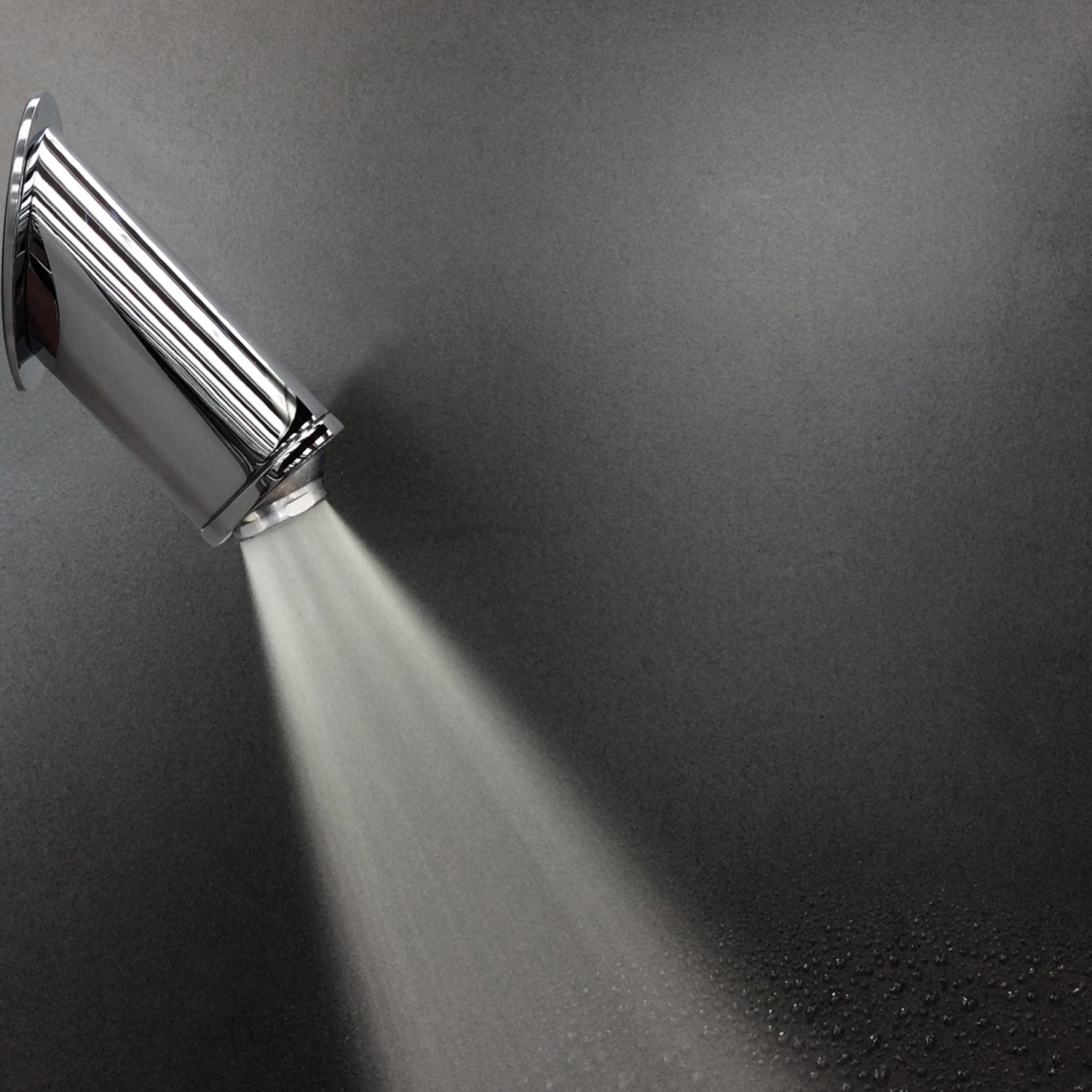 Soffione doccia a parete Bossini Antivandalismo ottone cromato diametro 35 mm by CeramicStore | Lo specialista del tuo bagno