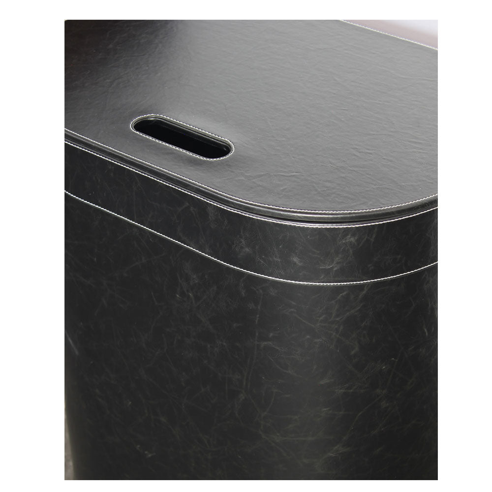 Porta Biancheria stile Vintage 'Koh-i-Noor' in ecopelle con sacca interna - cm 48x30x61h - Nero by CeramicStore | Lo specialista del tuo bagno