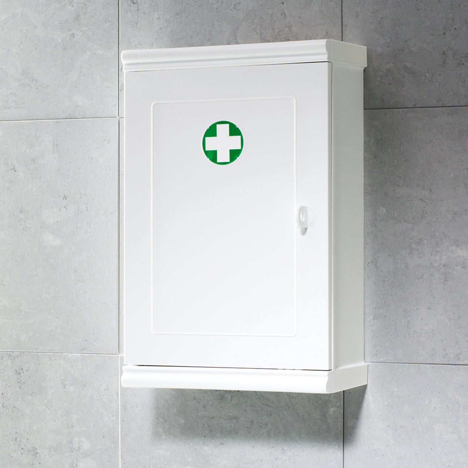 Gedy Armadietto Farmacia Jolly 25x39 - Chiave E Ripiano by CeramicStore | Lo specialista del tuo bagno