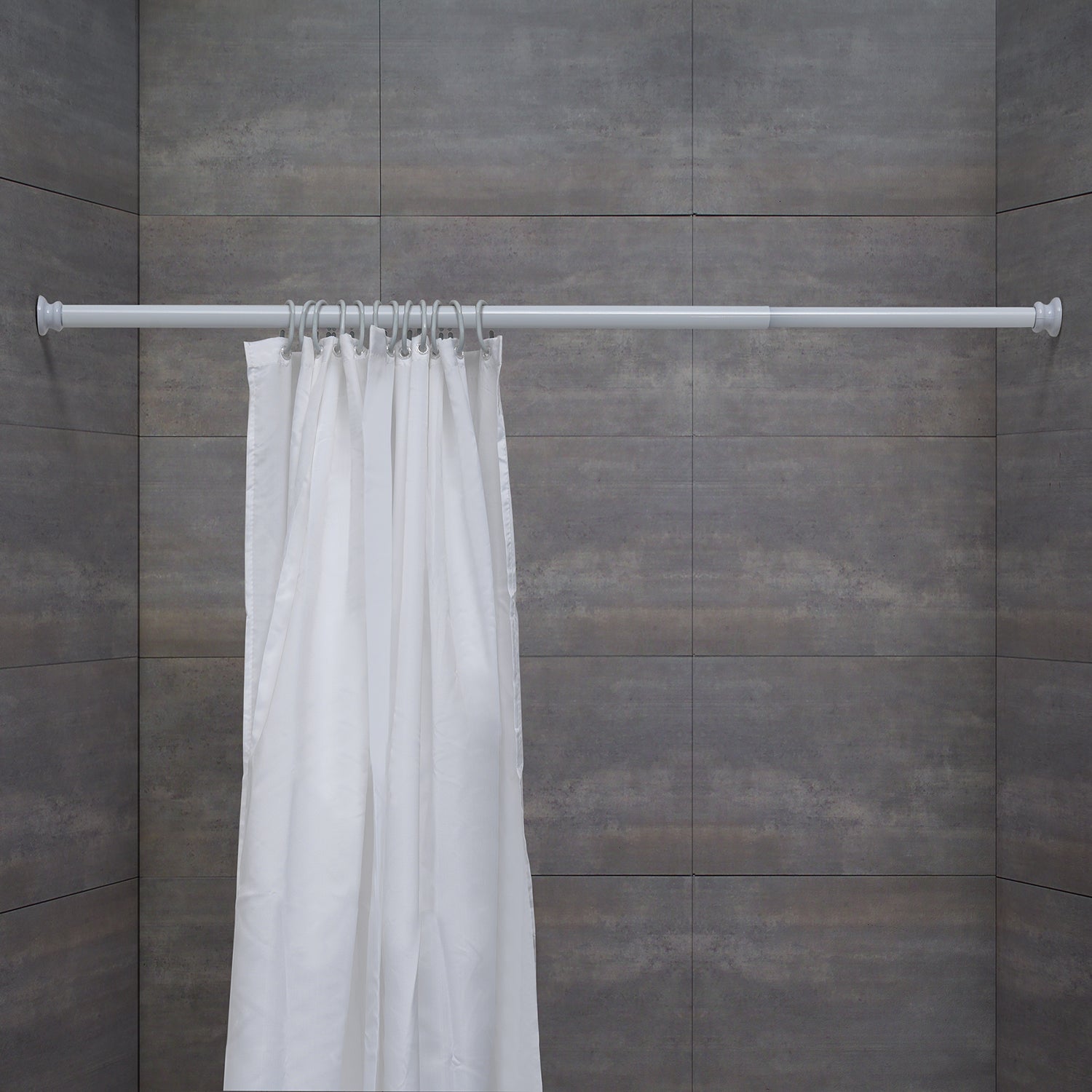 Asta doccia estensibile in alluminio 105/240 cm di Gedy - Bianco by CeramicStore | Lo specialista del tuo bagno