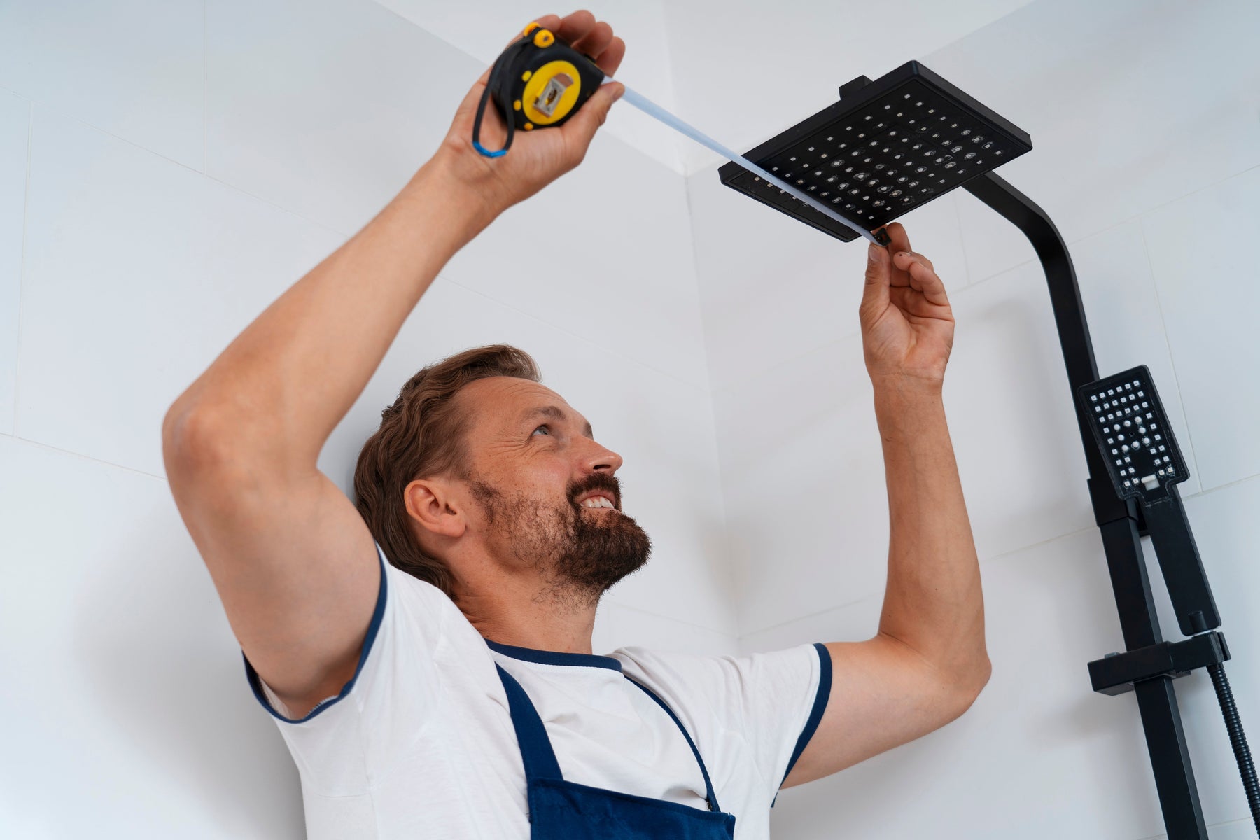 Come installare una colonna doccia: la guida passo passo