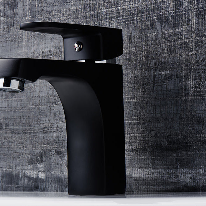 Rubinetti bagno neri: quando sceglierli e come abbinarli