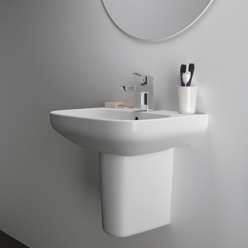 Lavabo sospeso Ideal Standard modello I.life A 60x48 cm by CeramicStore | Lo specialista del tuo bagno