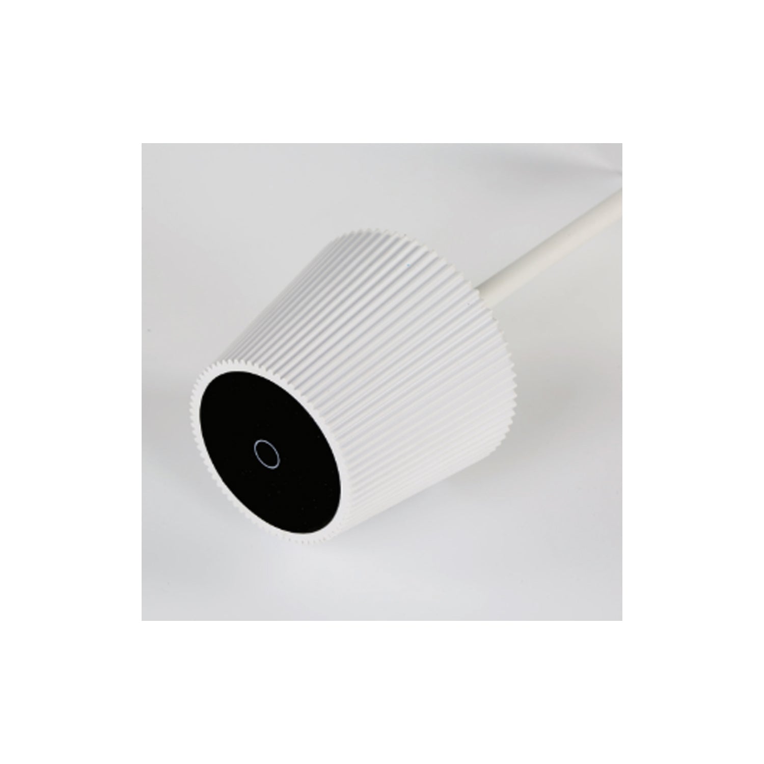 Lampada da tavolo a Led ricaricabile - Bianco by CeramicStore | Lo specialista del tuo bagno