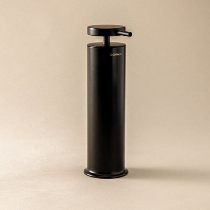 Dispenser sapone da appoggio in acciaio della collezione 'Geyser' by Cosmic - Nero satinato