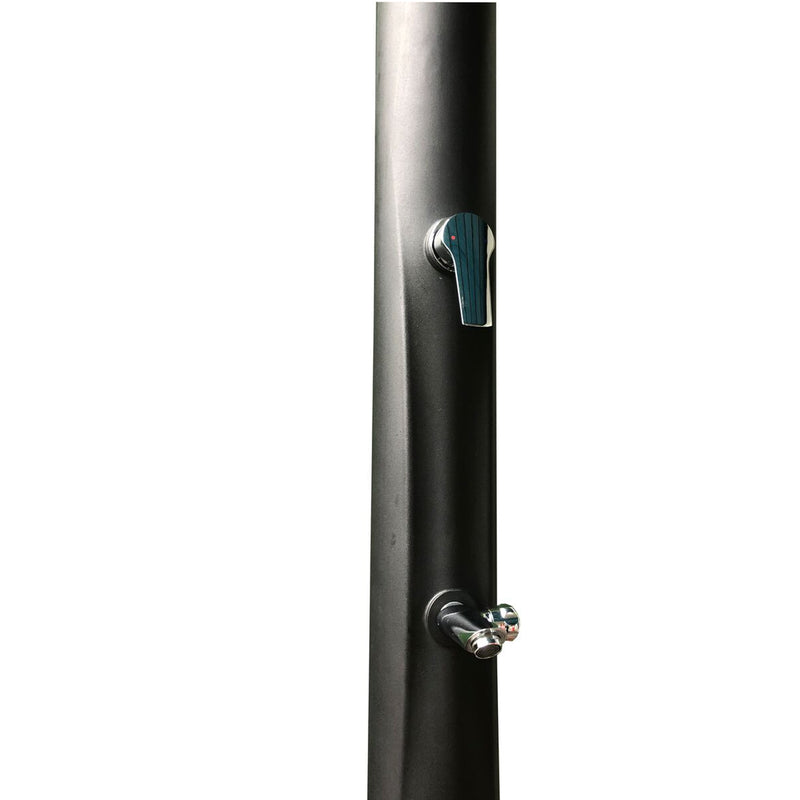 Colonna doccia solare in HDPE nero, con soffione 15 cm e lavapiedi by CeramicStore | Lo specialista del tuo bagno