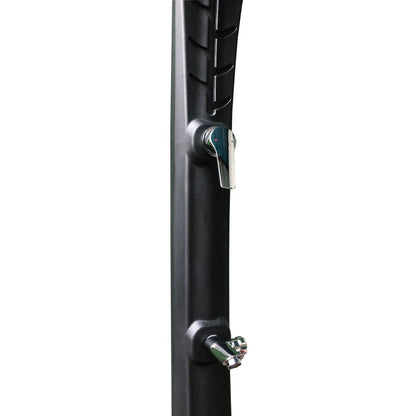 Colonna doccia foglia nero in HDPE, con soffione 15 cm e lavapiedi by CeramicStore | Lo specialista del tuo bagno