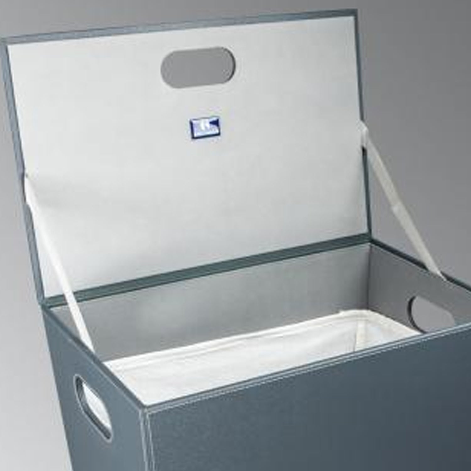 Cesto Porta Biancheria in ecopelle con sacca interna Koh-I-Noor color Cromo Perle by CeramicStore | Lo specialista del tuo bagno
