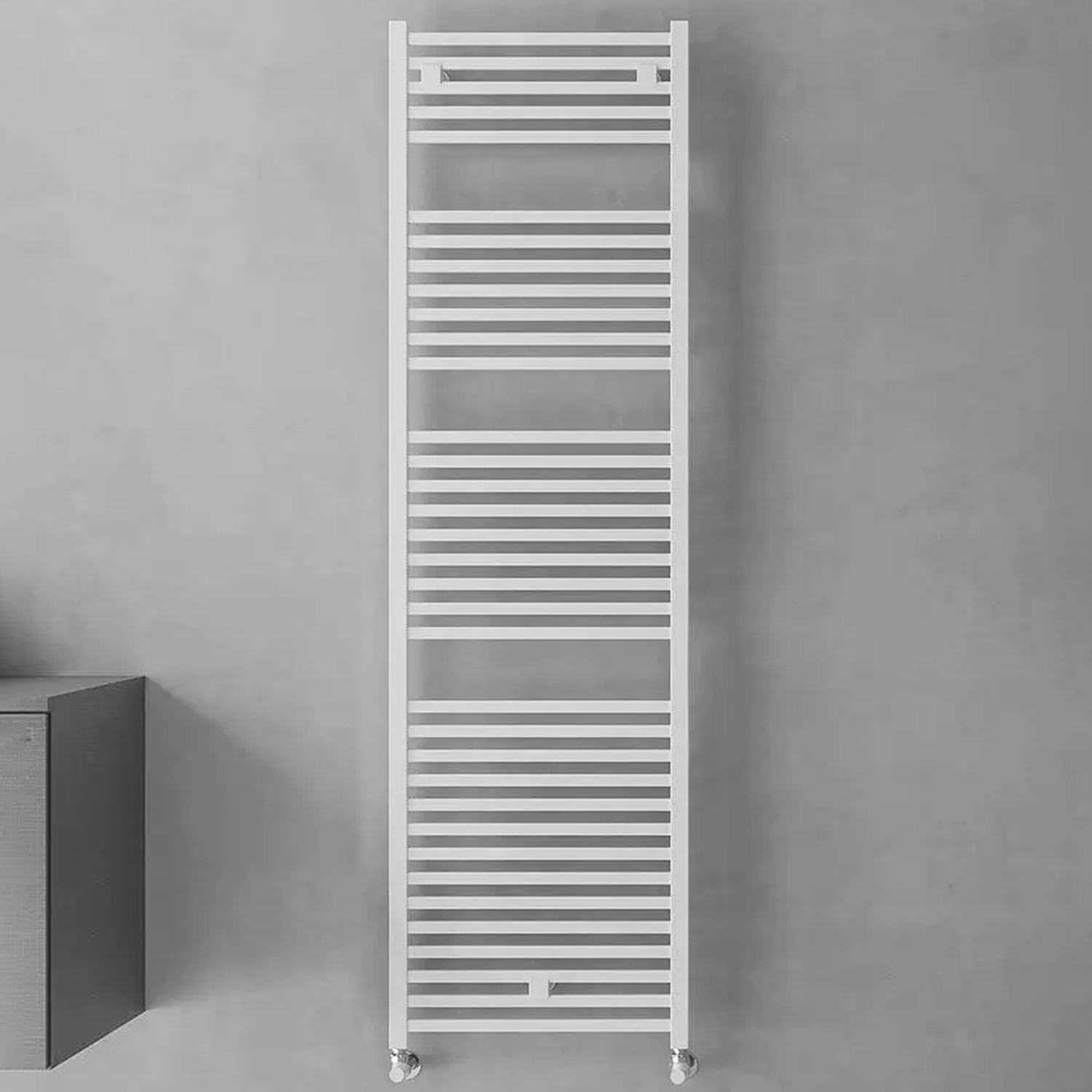 Termoarredo idraulico modello Todi di Lazzarini 1703x600 - Bianco by CeramicStore | Lo specialista del tuo bagno