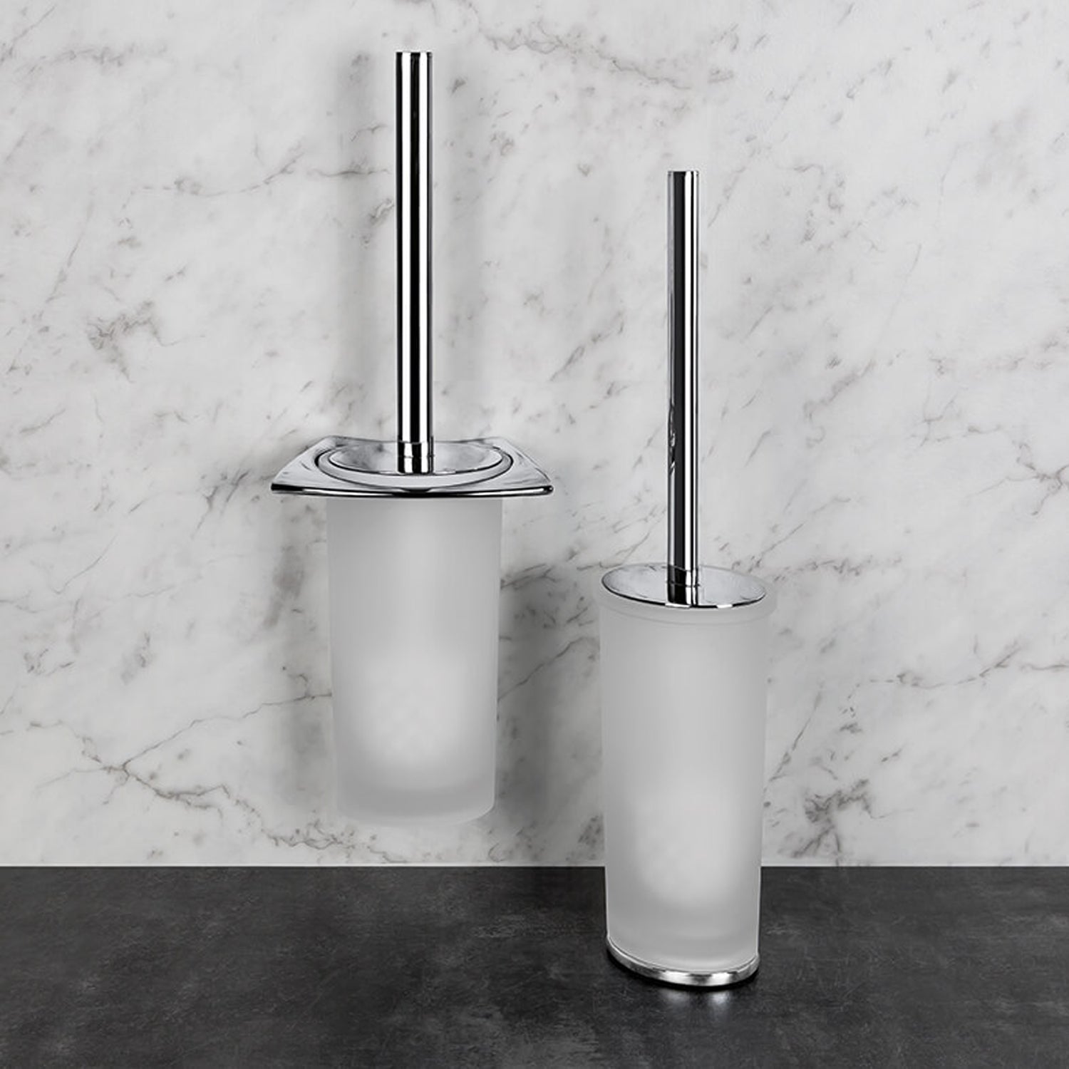 Porta scopino d'appoggio in ottone collezione Land di Colombo Design by CeramicStore | Lo specialista del tuo bagno