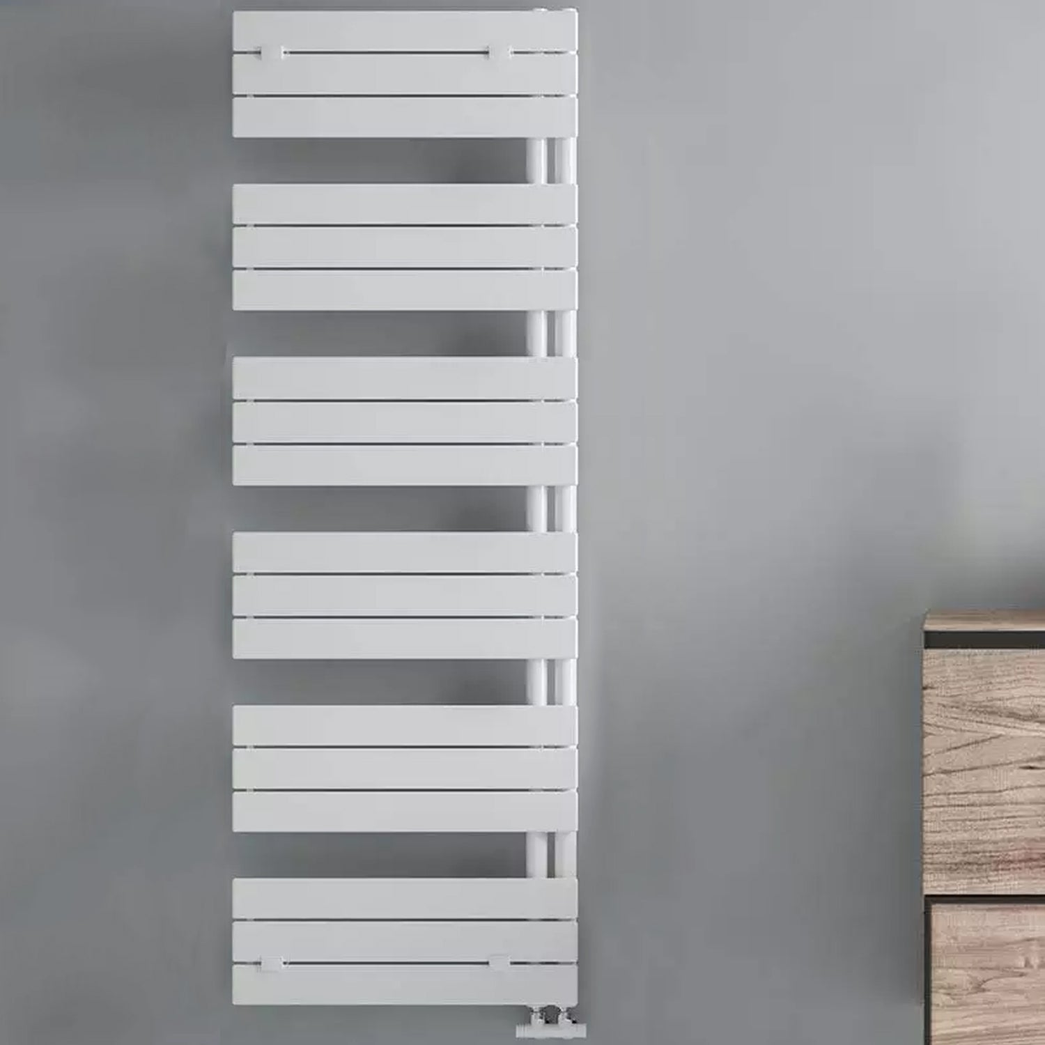 Termoarredo idraulico modello Alba di Lazzarini 1730x600 - Bianco by CeramicStore | Lo specialista del tuo bagno