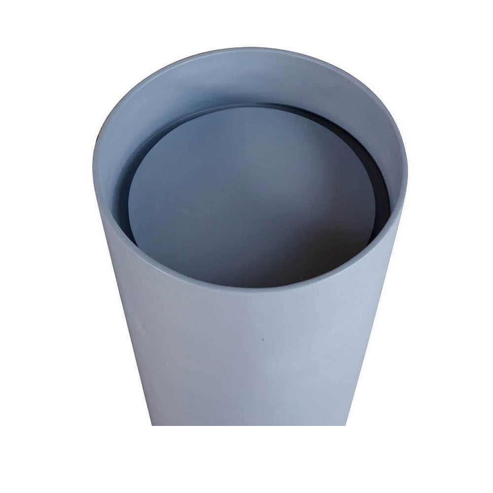 Lavandino da terra 'Cilindro Basin' in resina à˜ 40x90h cm by Cipi - colore grigio elefante by CeramicStore | Lo specialista del tuo bagno