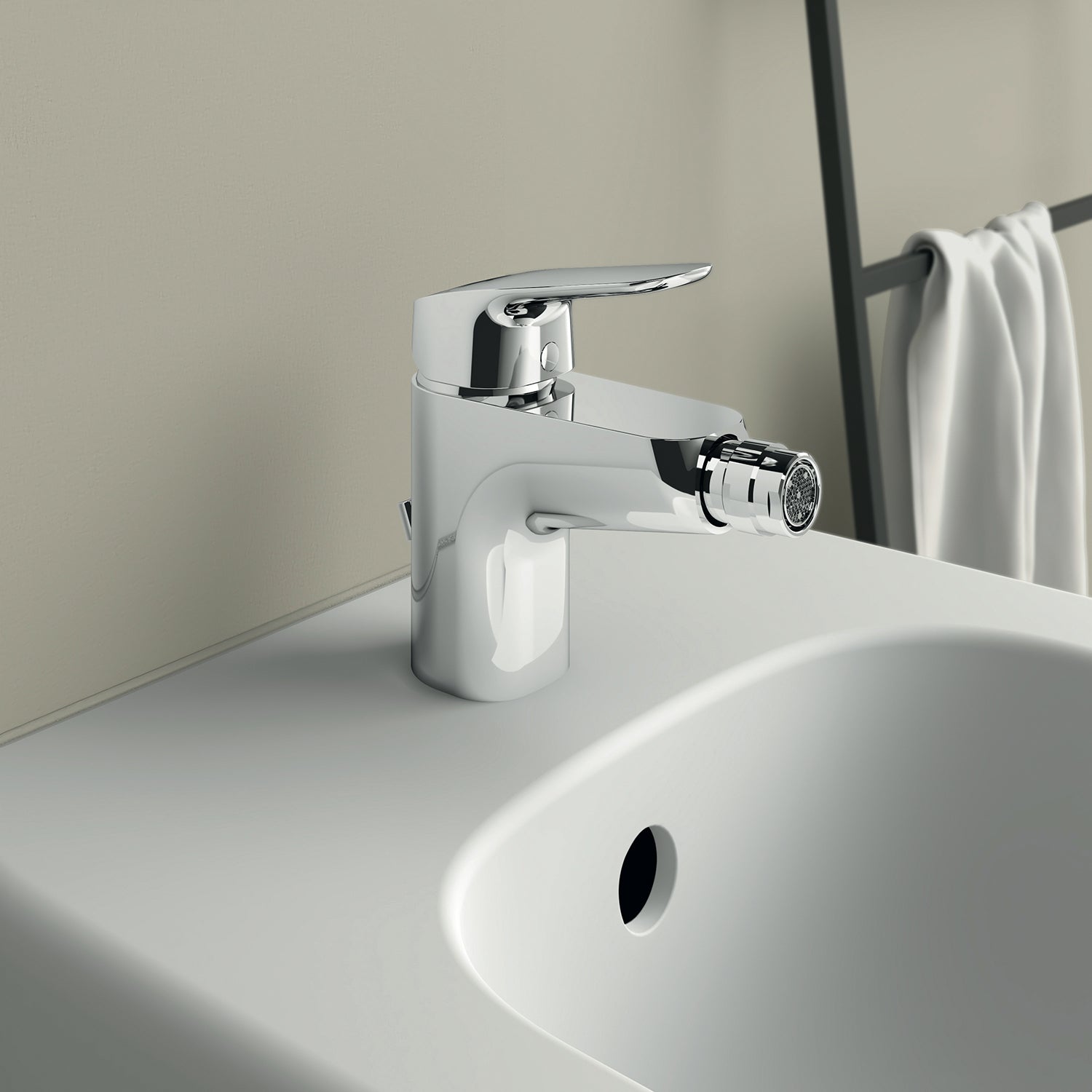 Miscelatore bidet Ideal Standard Ceraflex completo di scarico by CeramicStore | Lo specialista del tuo bagno