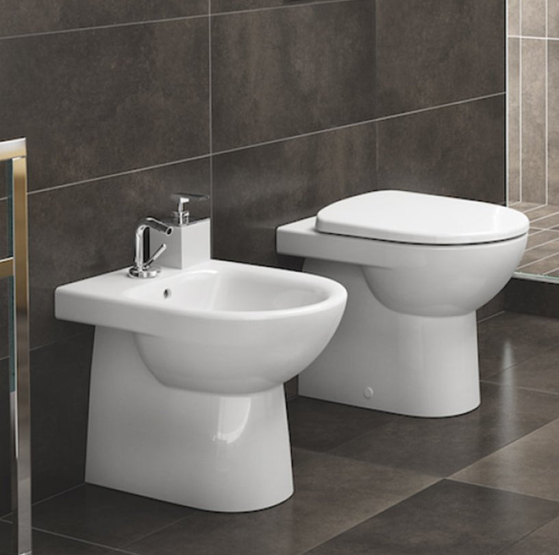 Sanitari filomuro wc+bidet +sedile soft close Geberit 'Selnova' cm 53