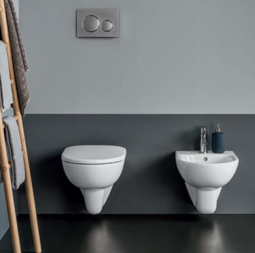 Sanitari sospesi wc+bidet +sedile soft close Geberit 'Selnova Pro' cm 53