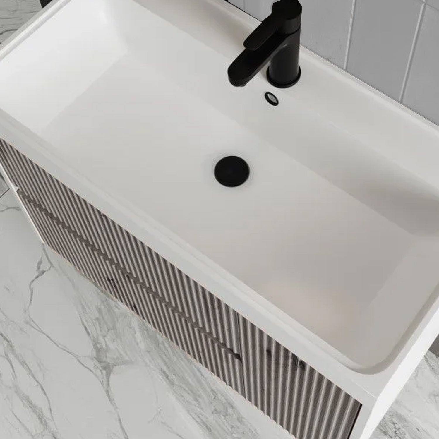 Mobile bagno sospeso cannettato con lavabo e specchio a goccia cm 100 colore grigio antico - Cubi&Co Collezione Pure by CeramicStore | Lo specialista del tuo bagno