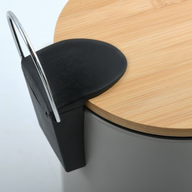 Pattumiera a pedale 5L in Acciaio e Bambà¹ modello Adonis - Tortora Opaco by CeramicStore | Lo specialista del tuo bagno