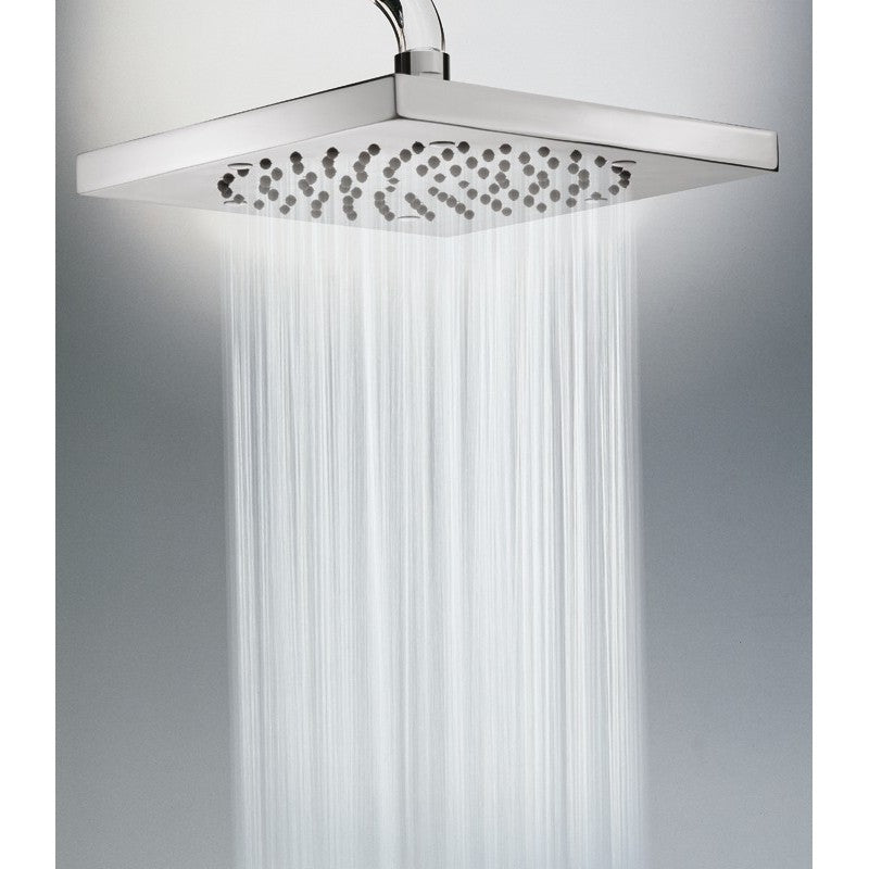 Soffione doccia Bossini Cube 21x21 cm con braccio verticale da 30 cm by CeramicStore | Lo specialista del tuo bagno