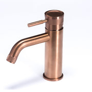 Rubinetto miscelatore Lavabo in acciaio inox 316L Finitura PVD RAME senza scarico e bocca di erogazione con anticalcare