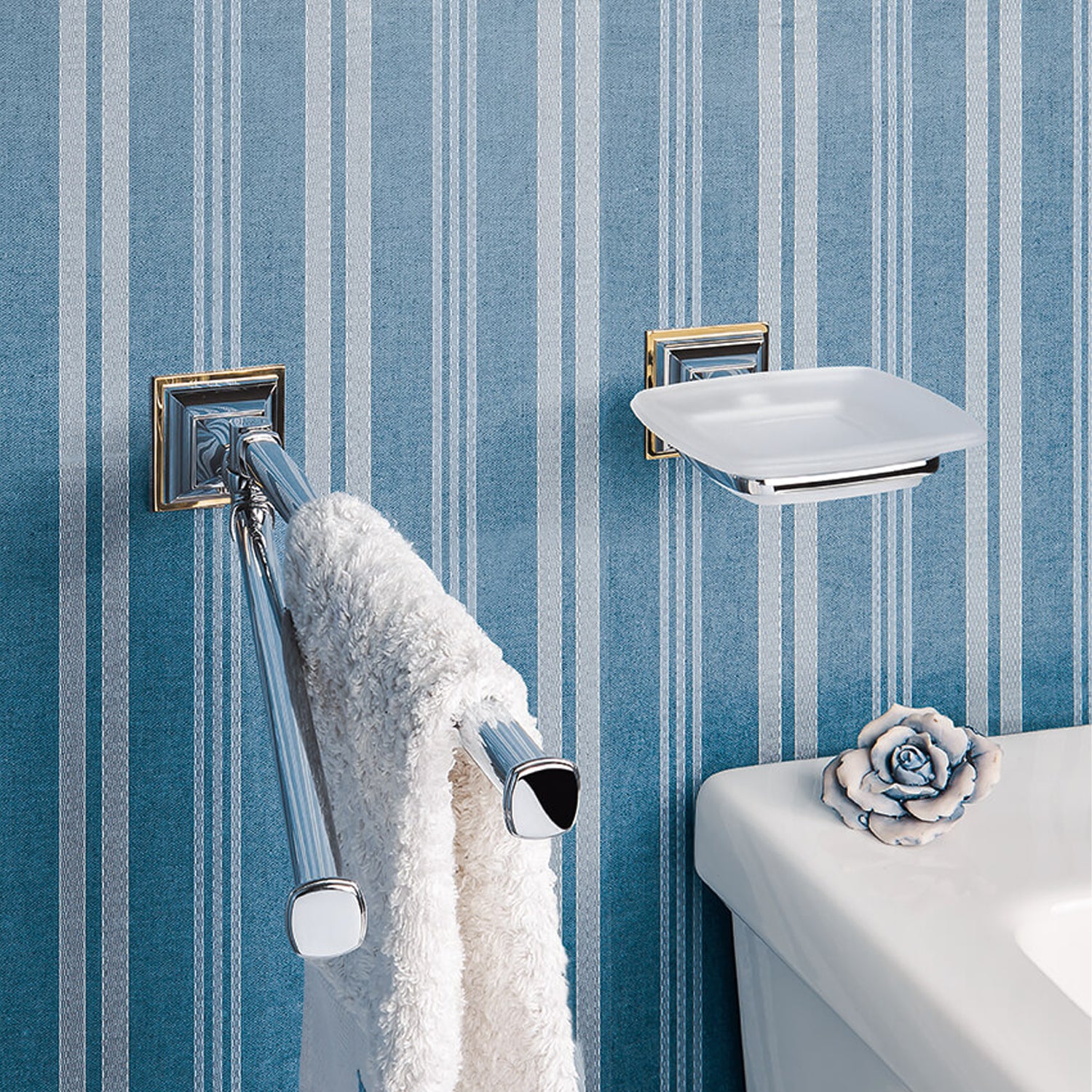 Porta sapone in ottone cromato e vetro collezione Portofino di Colombo Design by CeramicStore | Lo specialista del tuo bagno
