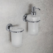 Dispenser Sapone Nero Opaco con Contenitore in vetro satinato Colombo Design collezione Basic Con fissaggio a tassello by CeramicStore | Lo specialista del tuo bagno