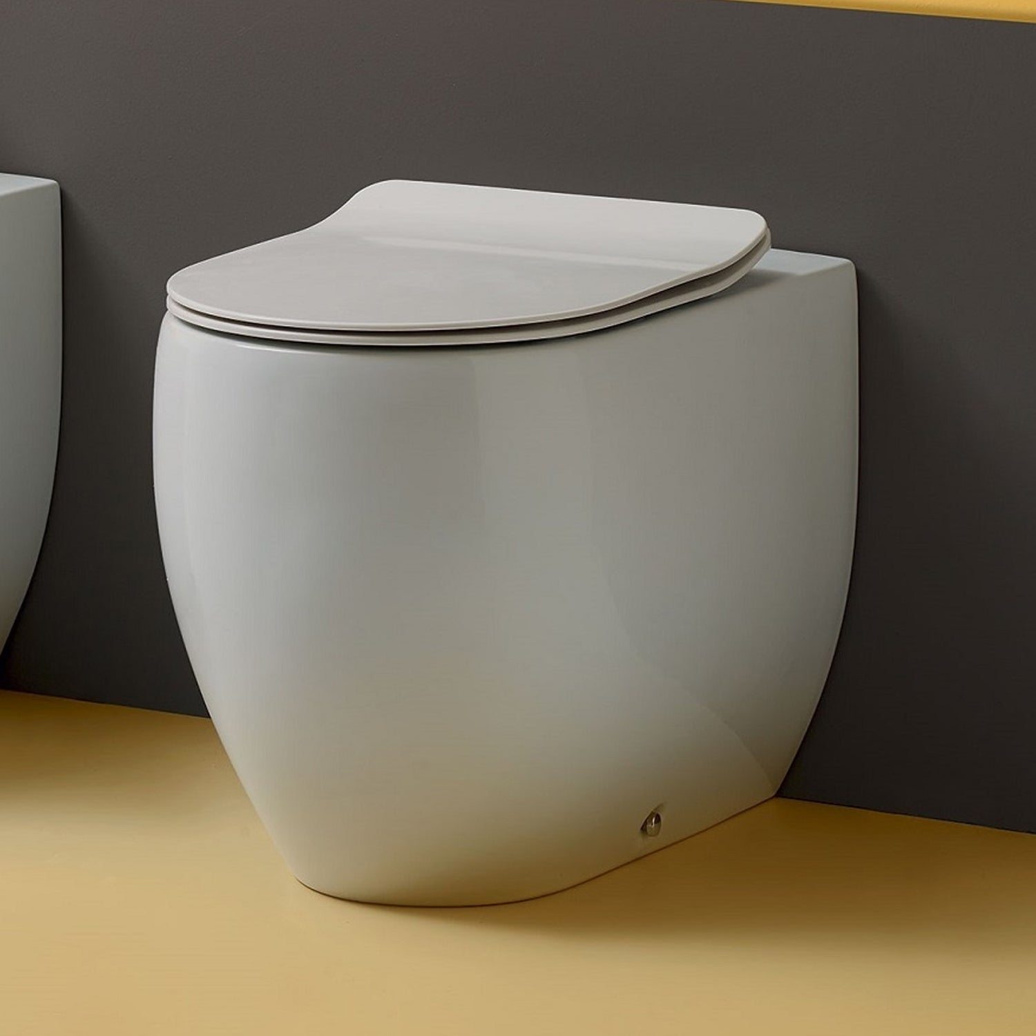 Wc filomuro 52x36 cm senza brida collezione Flo Kerasan con sedile soft close