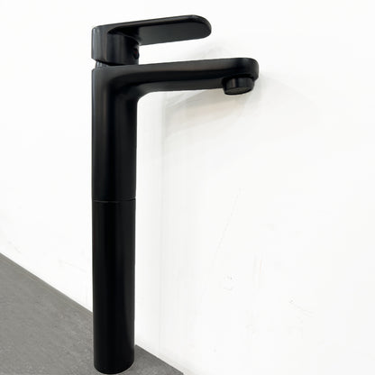 Miscelatore alto lavabo con scarico pop-up Keller Taps Nero Opaco- Outlet con imperfezioni by CeramicStore | Lo specialista del tuo bagno