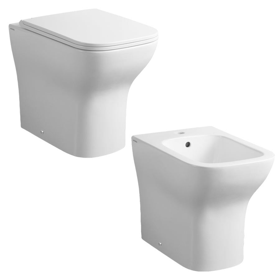Coppia di sanitari filomuro WC bidet e coprivaso modello Reverse di Althea cm 50x36