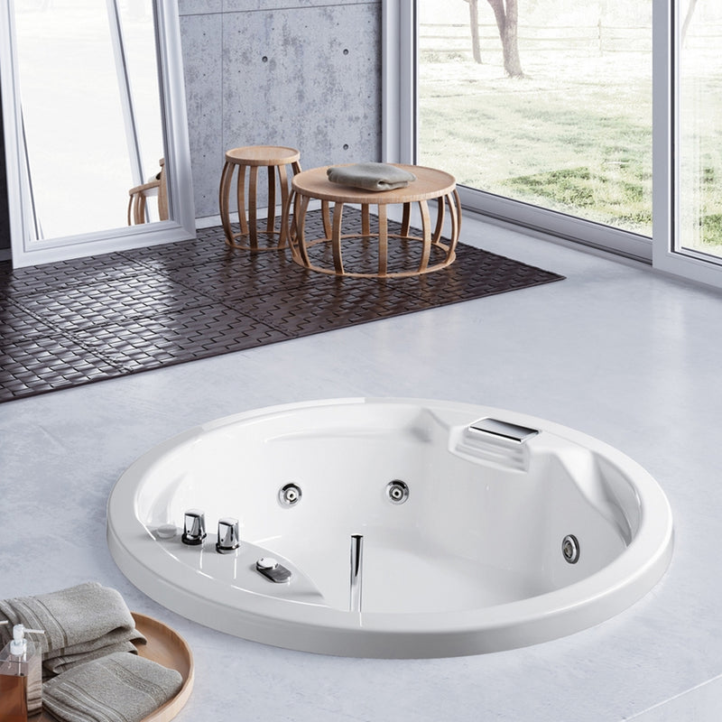 Vasca idromassaggio Lizzy tonda con rubinetteria e cascata da incasso diam. cm 150 by CeramicStore | Lo specialista del tuo bagno