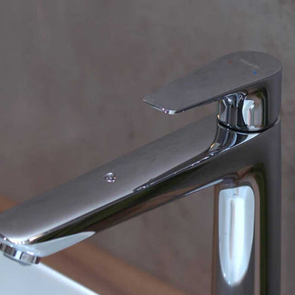 Miscelatore monocomando lavabo Alto 240 senza piletta di scarico cromo lucido Talis E di Hansgrohe by CeramicStore | Lo specialista del tuo bagno