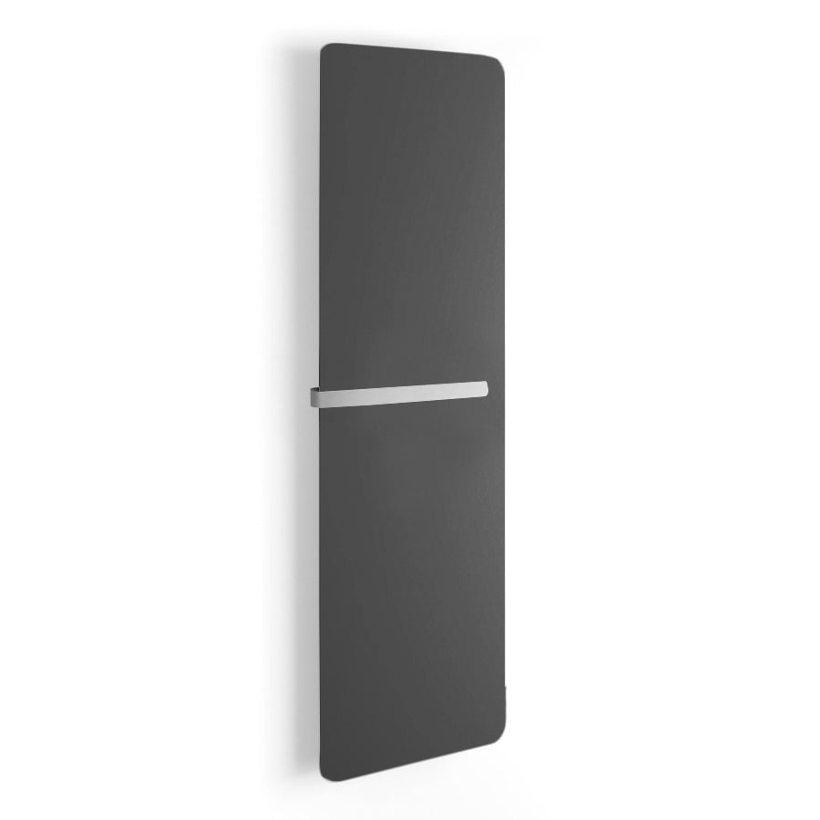 Termoarredo idraulico 886 Watt a muro in acciaio al carbonio collezione Caligo di Lineabeta colore antracite cm 47x159 by CeramicStore | Lo specialista del tuo bagno