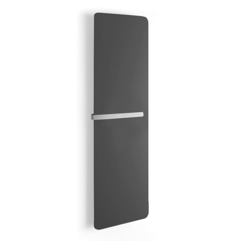Termoarredo idraulico 886 Watt a muro in acciaio al carbonio collezione Caligo di Lineabeta colore nero cm 47x159 by CeramicStore | Lo specialista del tuo bagno
